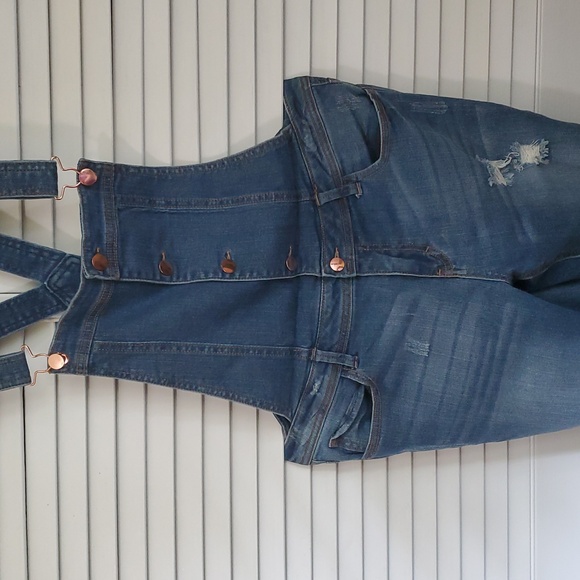 Denim Overalls W/ Rose Gold Hardware. - Picture 3 of 9